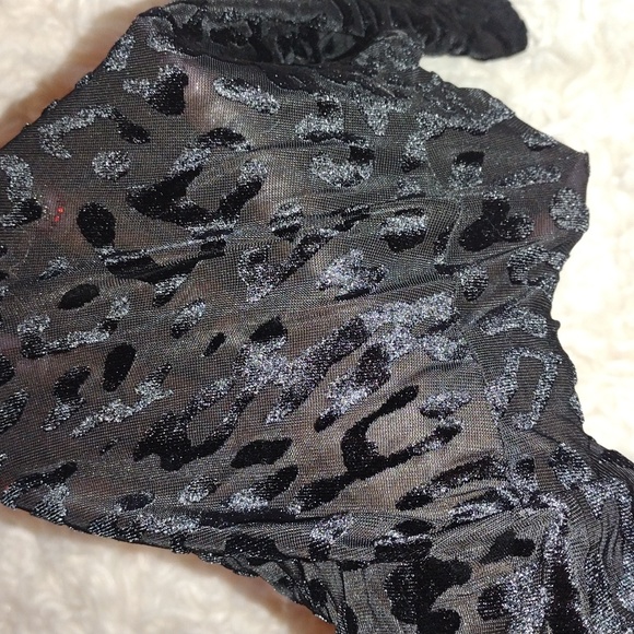 Animal Print Sheer Leggings - Picture 6 of 6